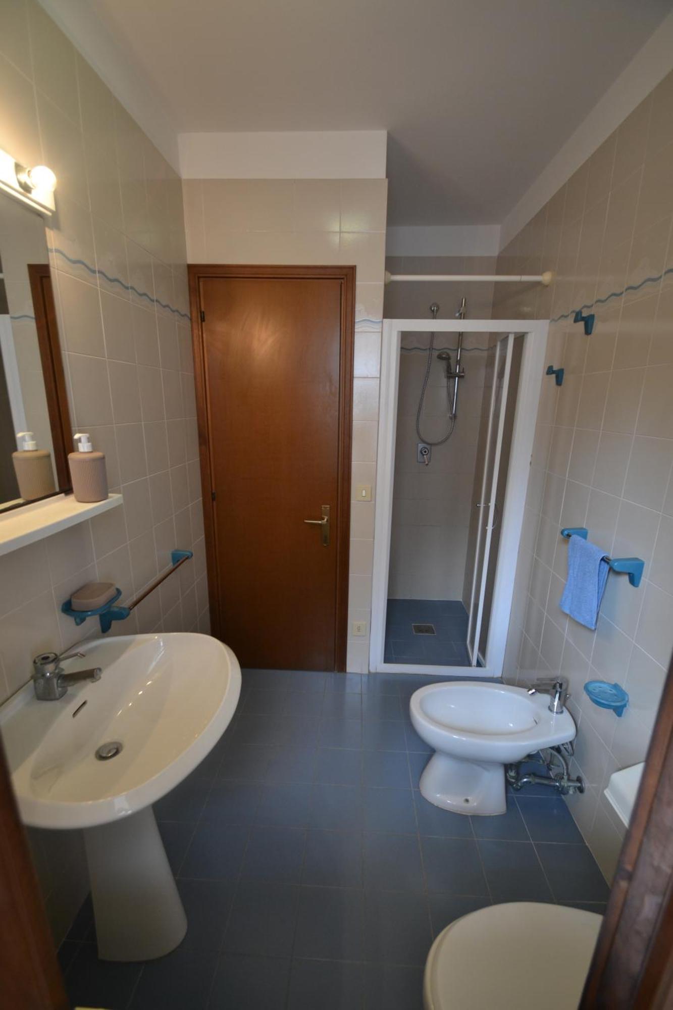 Onda Blu Apartment Бибионе Екстериор снимка