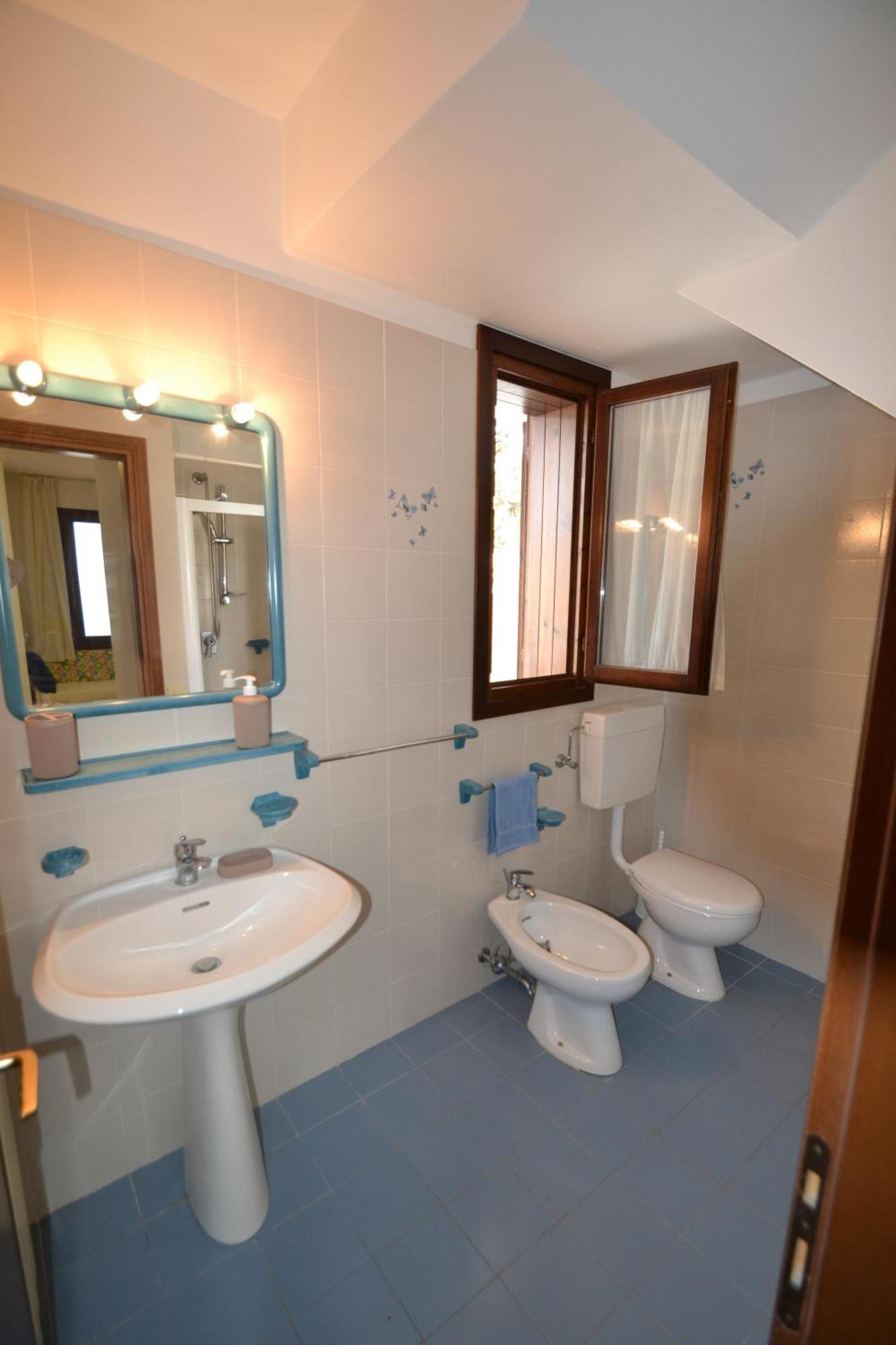 Onda Blu Apartment Бибионе Екстериор снимка